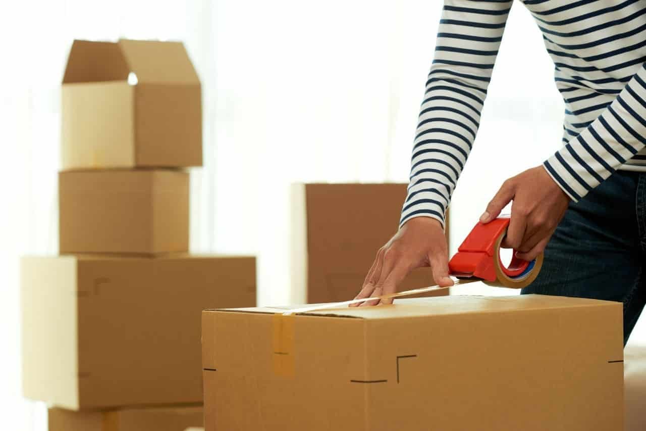 Como escolher a fita adesiva ideal para o fechamento de caixas » Politan  Equipamentos e Embalagens